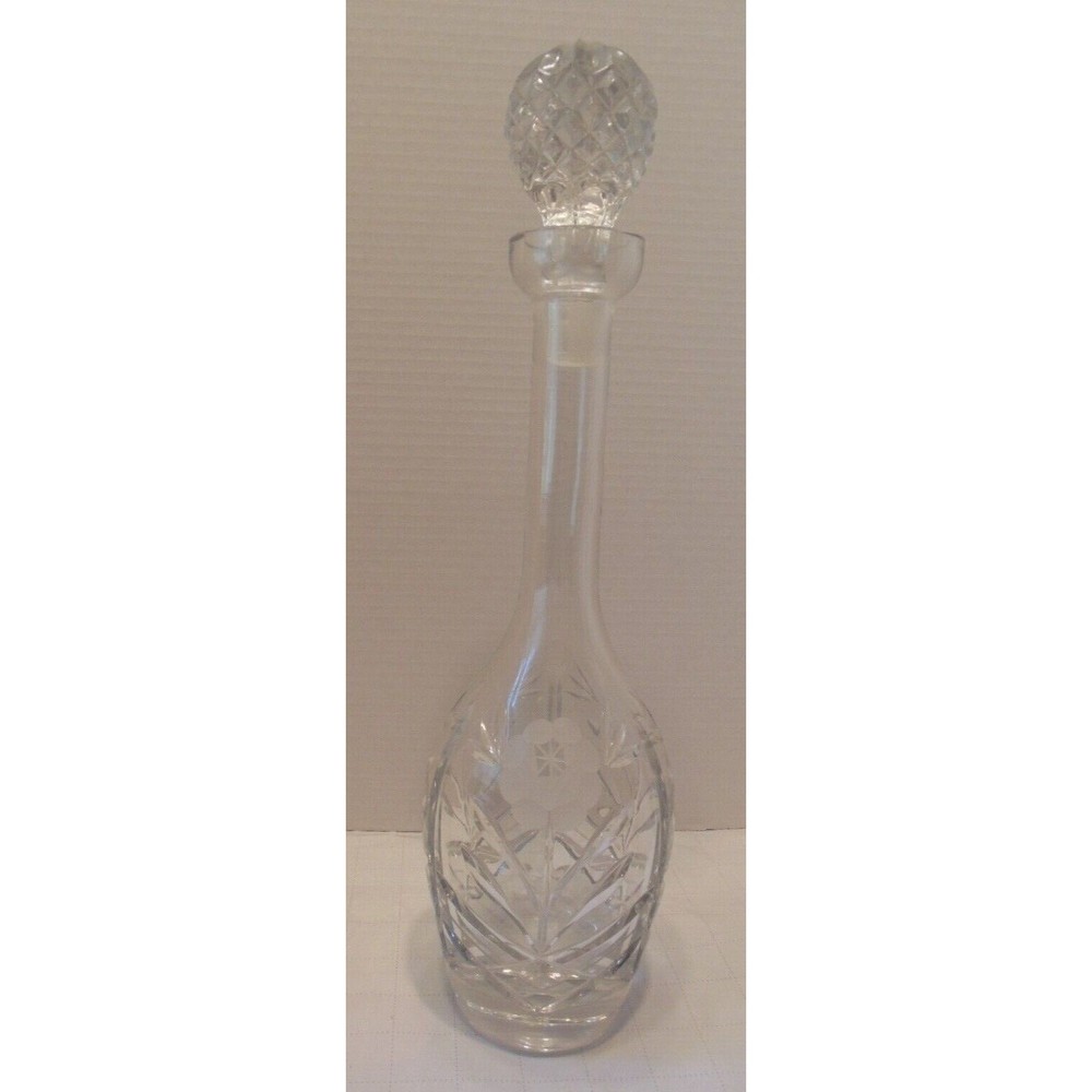 15" Vtg Clear Glass Decanter Cut Crystal flowers with diamond cut Stopper